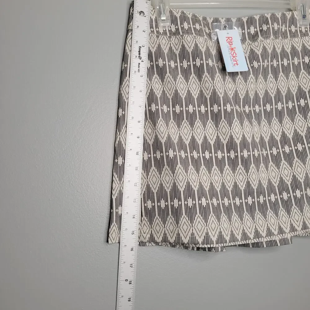 NWT‎ Rip Skirt Women's Size S Beige West End Length 1 Active Travel Wrap Coverup - Picture 8 of 9